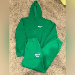 WHITE FOX BOUTIQUE SWEAT SET